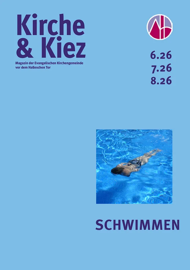 Broschürencover: Magazin „Kirche & Kiez“, Hände halten Setzling.